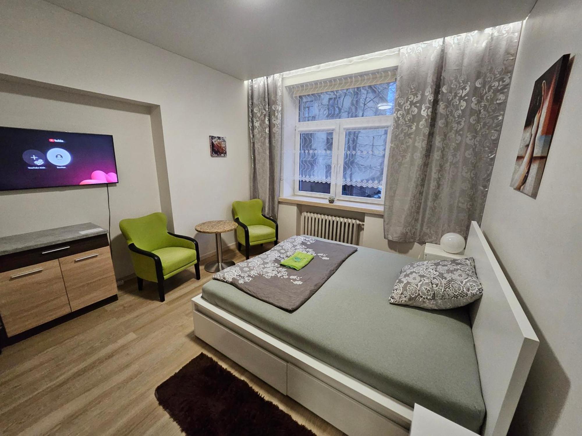 Kauno Apartamentai King Size Bed Каунас Екстер'єр фото